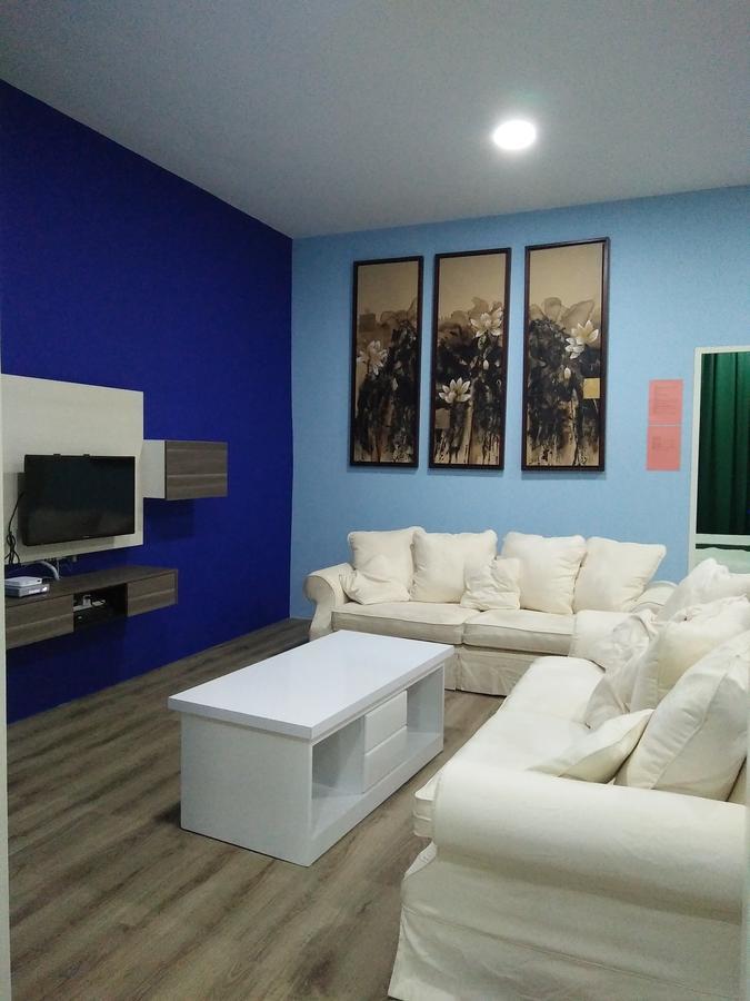Xenia Homestay كوشنج المظهر الخارجي الصورة