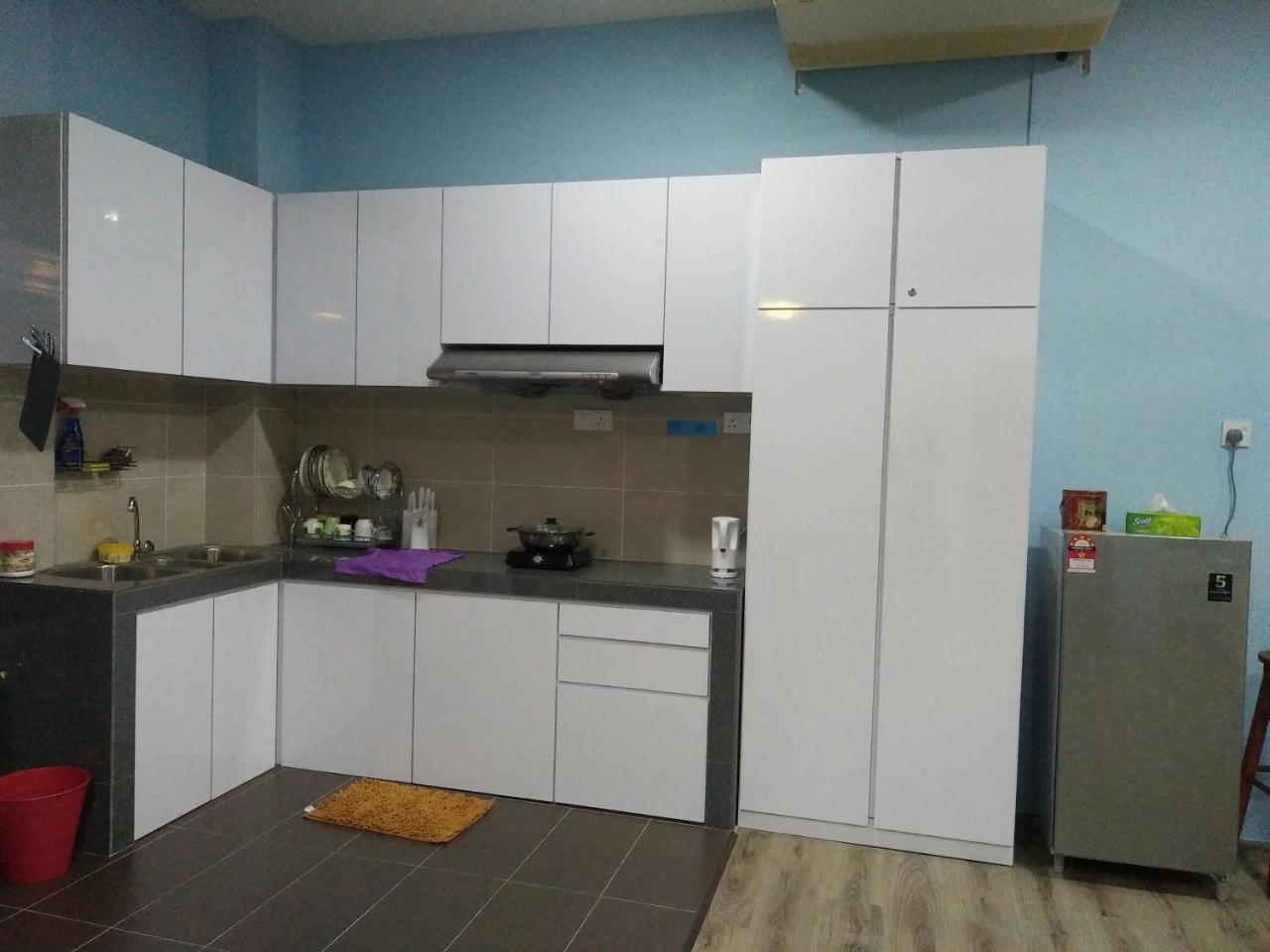 Xenia Homestay كوشنج المظهر الخارجي الصورة
