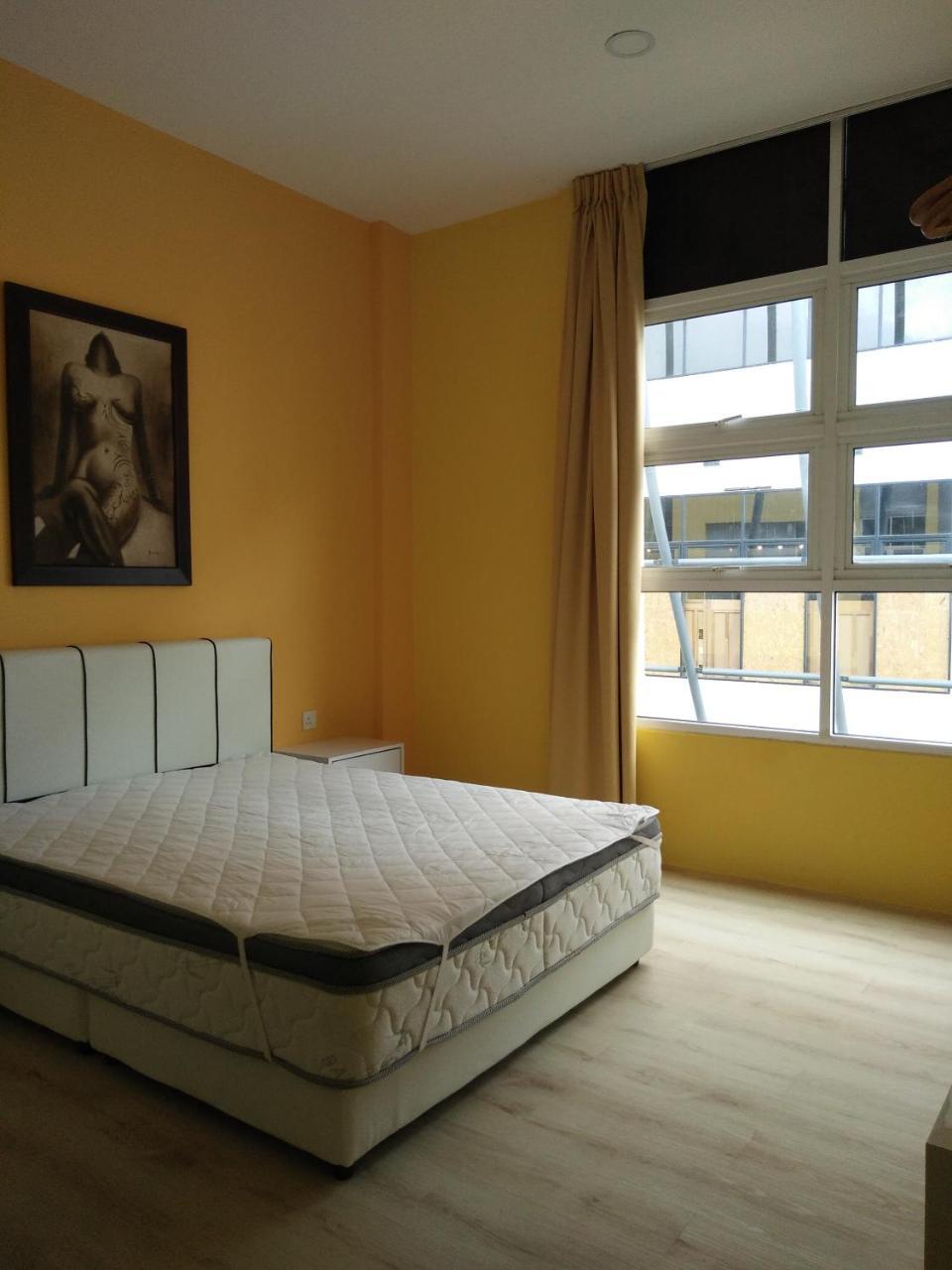 Xenia Homestay كوشنج المظهر الخارجي الصورة